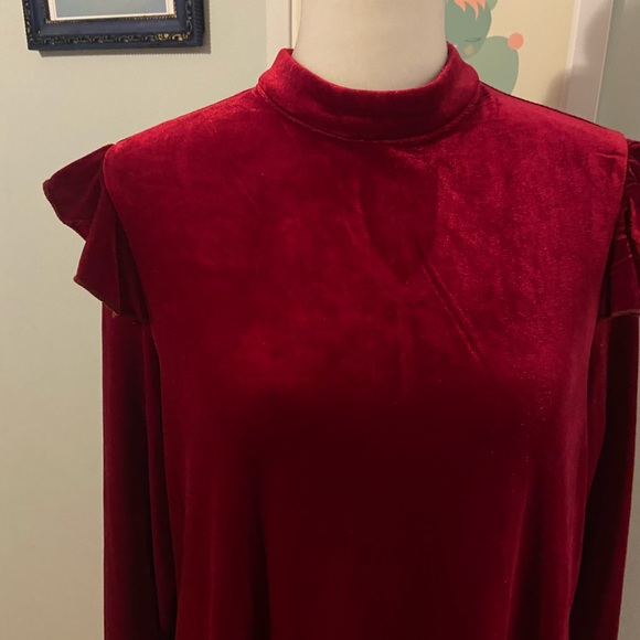 Red velour ruffle shoulder mock neck long sleeve dress • by Jeuvre • size small - Picture 3 of 8